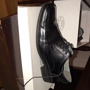 Steve Madden Klawson Black Leat shoes